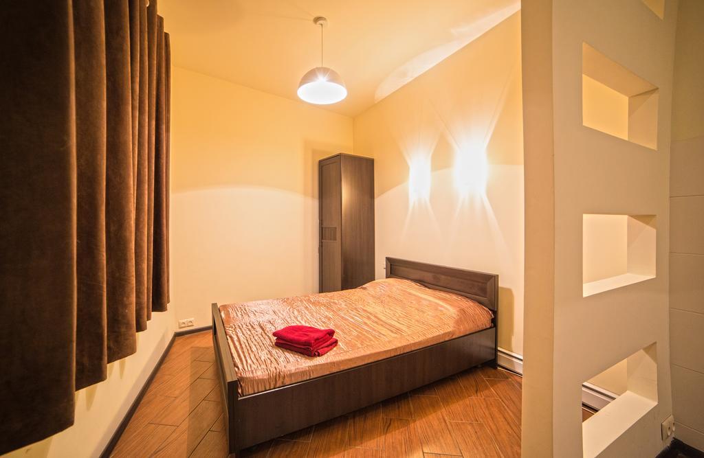 Apartment On Rappoporta 7B - 2 Lviv Eksteriør bilde
